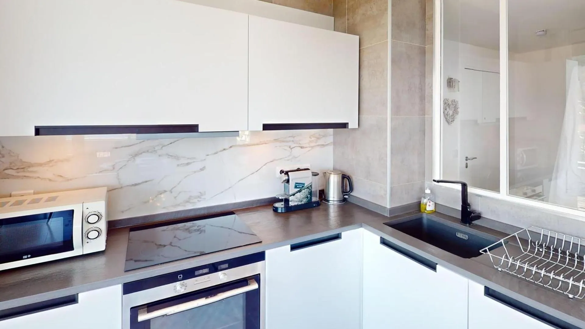 Apartment Magnifique 3P Face Mer Avec Terrasse De 46M² Et Parking Prive - Fr-1-196-250 Menton